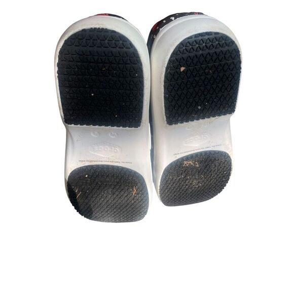 Crocs X Disney Minnie Mouse Clogs Woman’s 8 - Picture 4 of 5